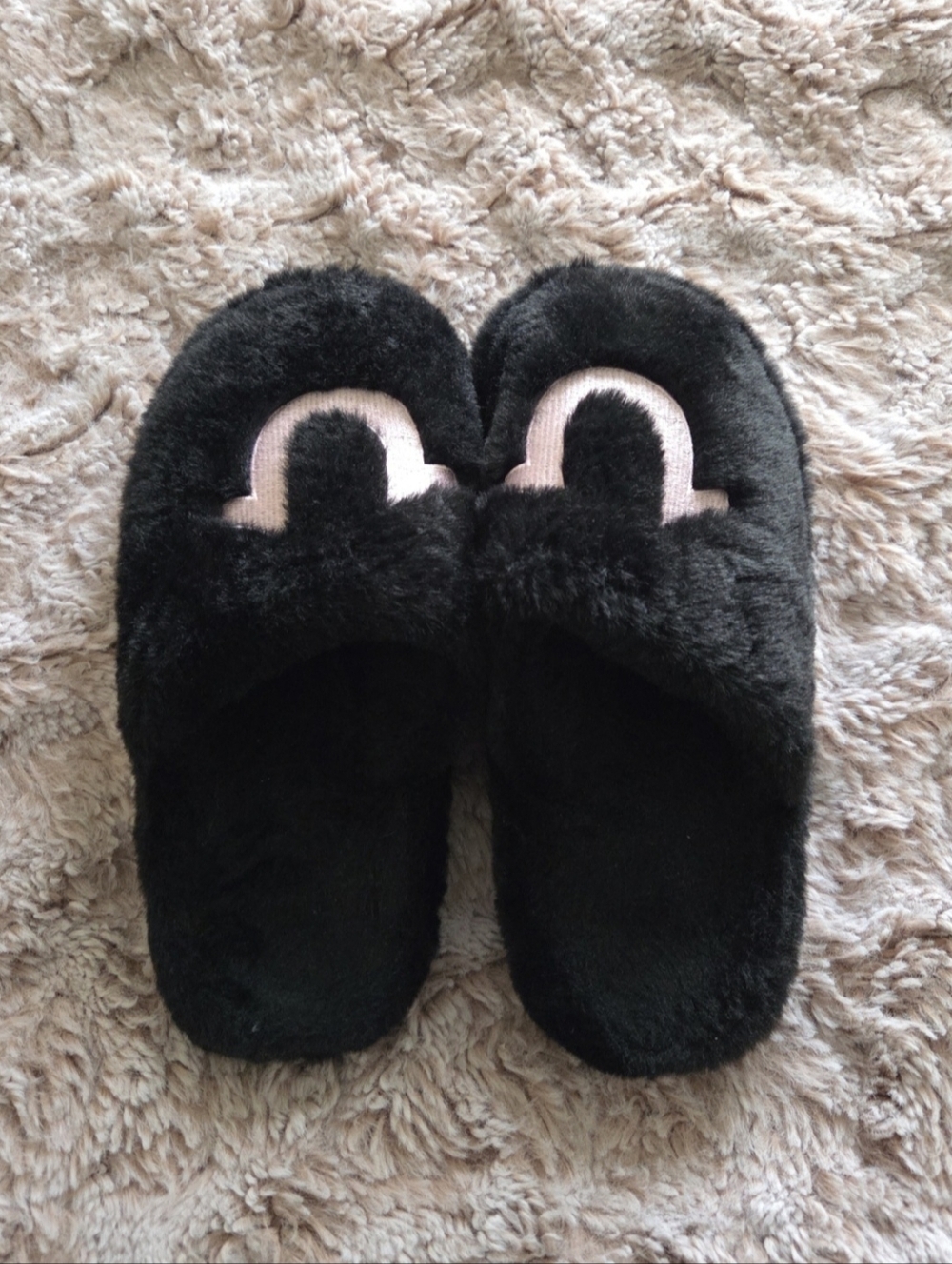True Religion Black Fuzzy Slide Slippers with Pink Trim
